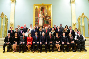 GG01-2015-0362-001 November 04, 2015 Rideau Hall, Ottawa, Canada His Excellency the Right Honourable David Johnston, Governor General of Canada, presided over the swearing-in ceremony of the Right Honourable Justin Trudeau, Canadas 23rd Prime Minister and the 30 members of the 29th Canadian ministry. An official photo of the Governor General with the Prime Minister and Cabinet was taken in the Ballroom. Credit: Sgt Ronald Duchesne, Rideau Hall, OSGG