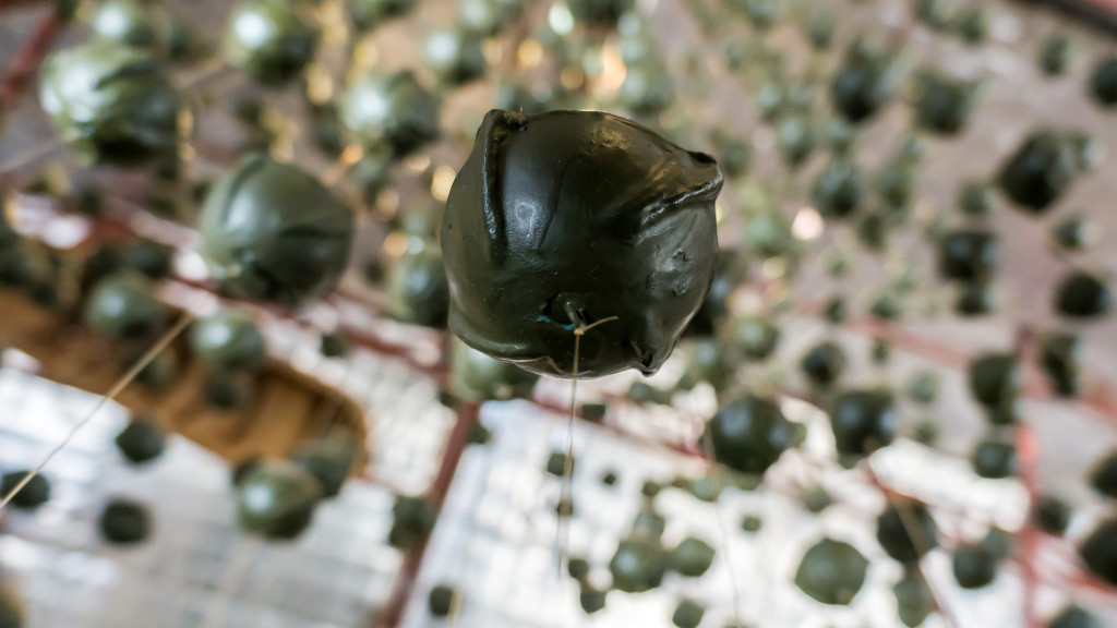 Cluster Bomb